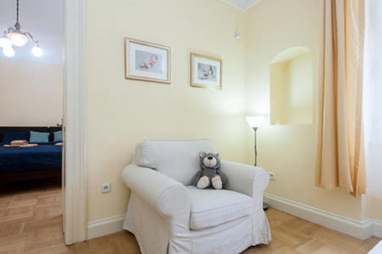 Historic centre-spacious apartment Praga Exterior foto